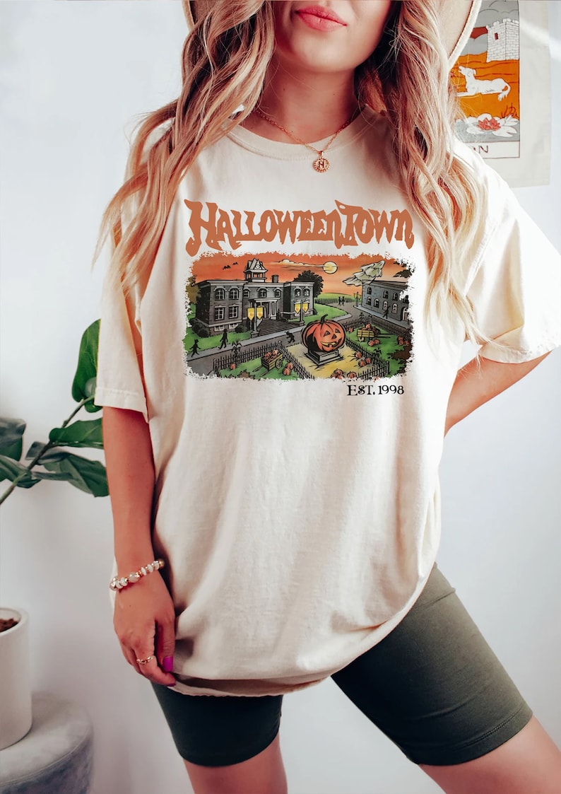 Halloweentown Est 1998 Casual T-shirt